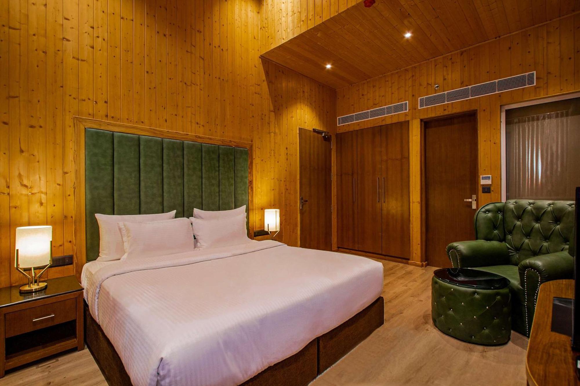 Palchan Hotel & Spa - A Member Of Radisson Individuals Retreats Manali  Exterior photo
